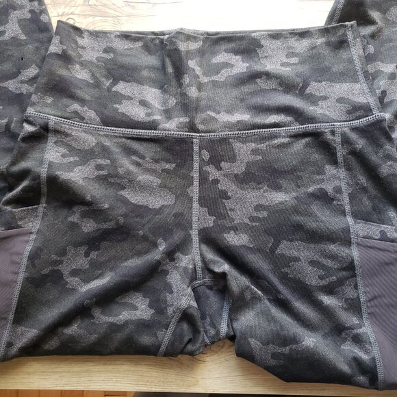 Fabletics Highwaisted Gray Camo Leggings - Picture 13 of 16